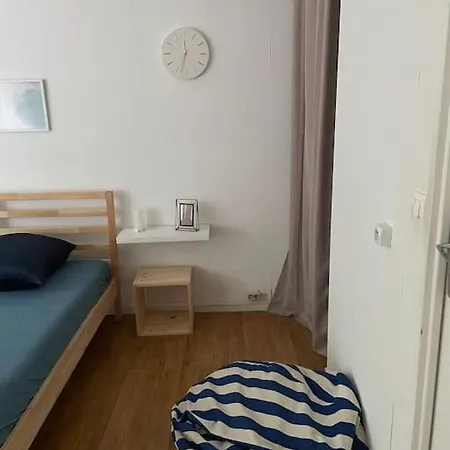 Apartment Studio Agreable Et Lumineux *